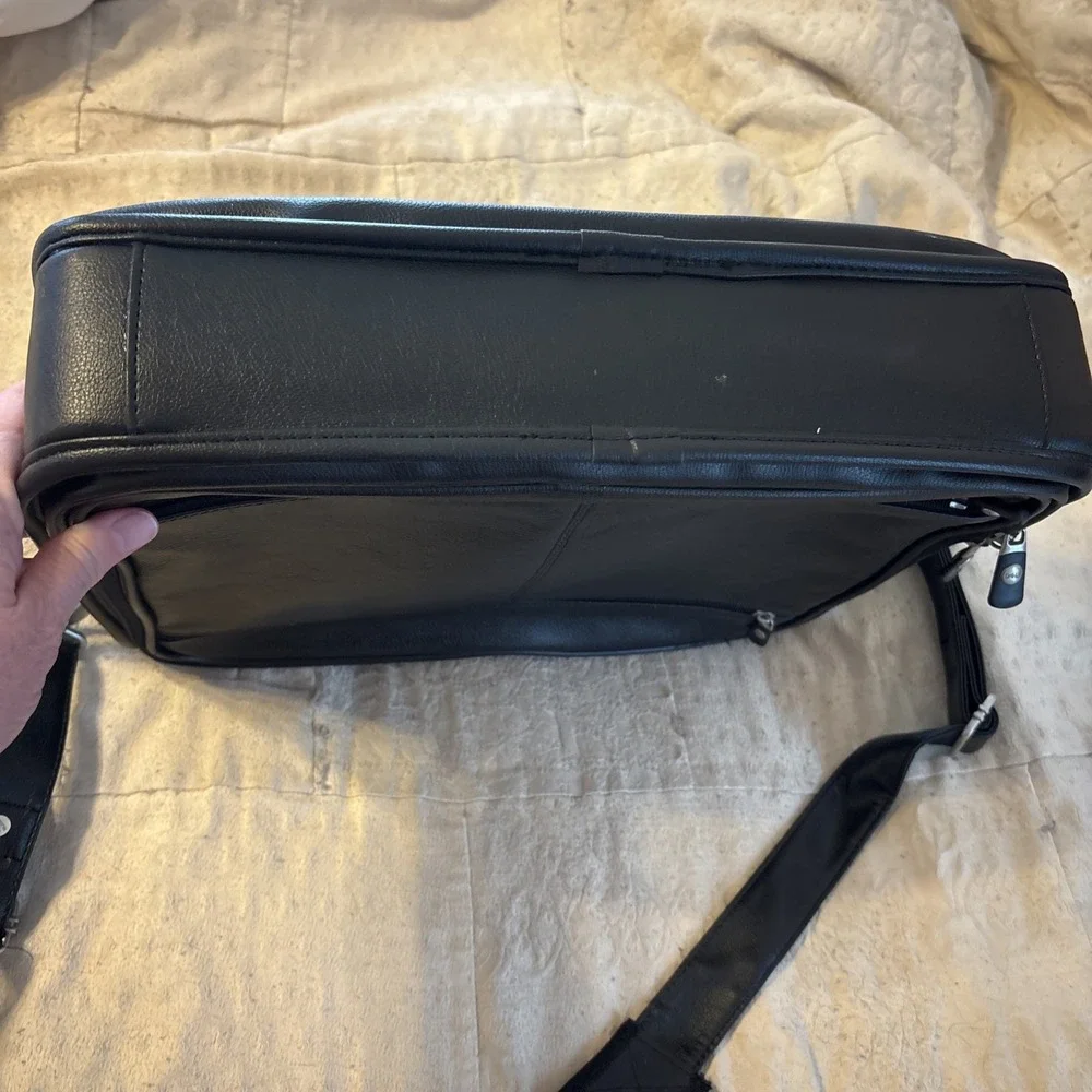 Dell Deluxe Leather Laptop Messenger Bag Heavy Duty Briefcase Vintage Black